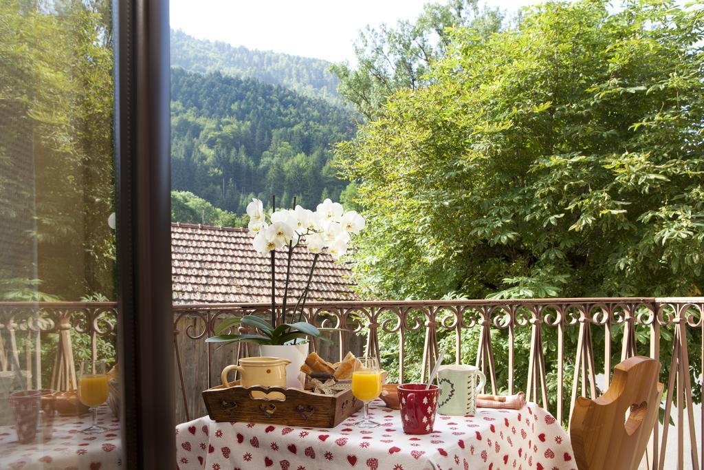 Appartement Zian Justine Lullin Esterno foto